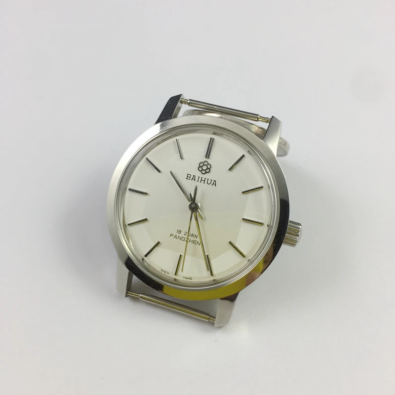 Произведени Шеньянской посока на една фабрика, ръчни механични часовници марка Baihua, напълно стоманени, противоударные, диаметър 37 мм3