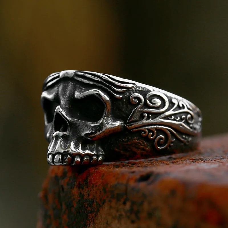 Нов Дизайн, мъжки пръстени с резным цветисти черепа от неръждаема Стомана, пънк-готически модерен подарък за мъже-приятели, колоездачи, бижута на едро1